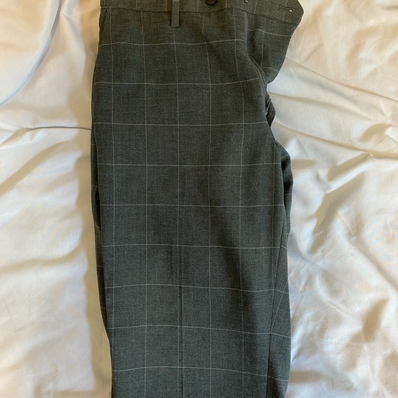 Uniqlo suit pants - Picture 2 of 3